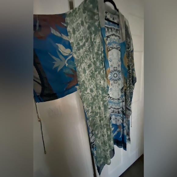 Free People Keep Up With The Kimono - Picture 6 of 8